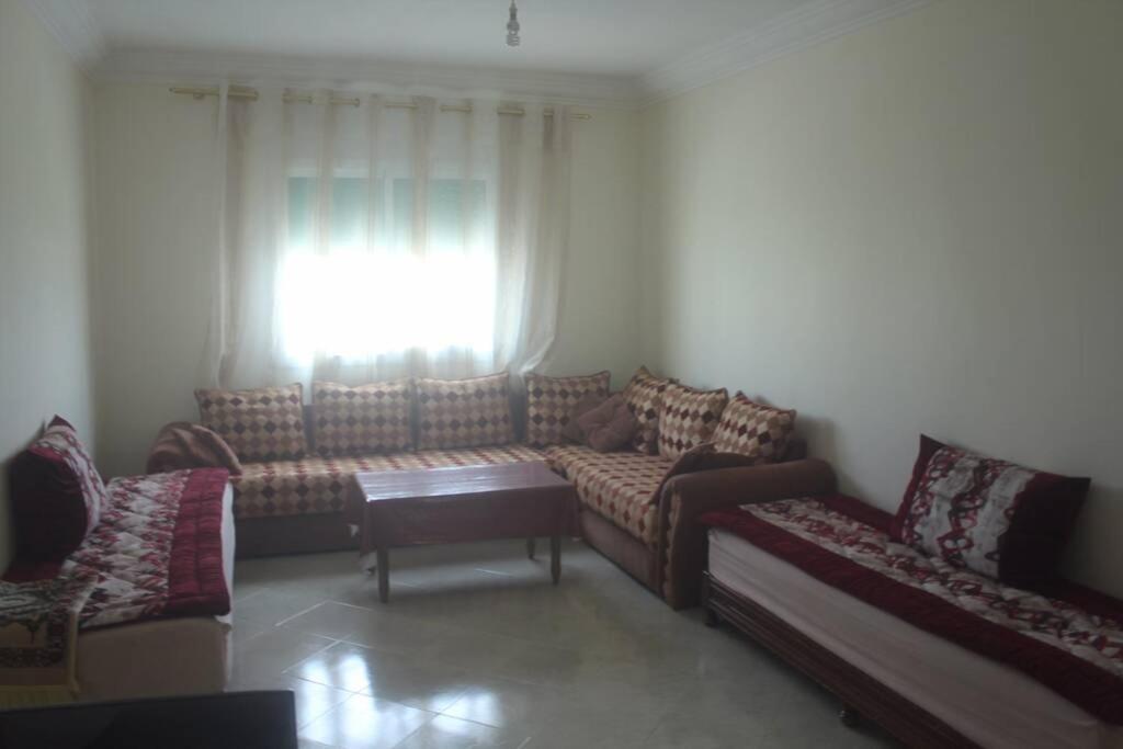 Charmant Appartement Marocain Au Coeur De Saidia Exterior photo